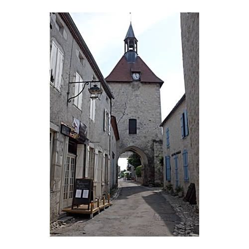  CIRCUIT 2 :  BALADE A CHARROUX PAR LA FORET DES COLETTES ET LES GORGES DE LA SIOULE